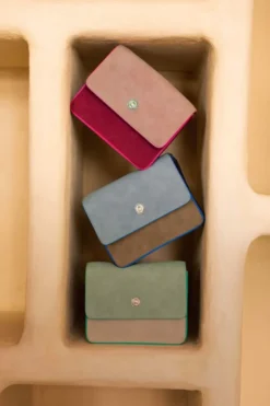 Fenna Schultertasche Klein Uni Blau
