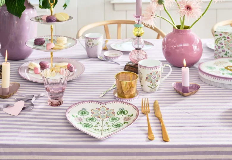 Set/2 Herz Form Teller Lily&Lotus Lila 21.5cm